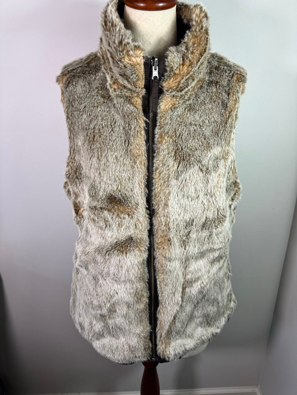 Vintage Y2K GAP Faux Fur Vest Reversible Size Medium